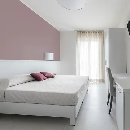 Alfema Hotel 2*