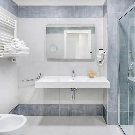 Alfema ウジェント